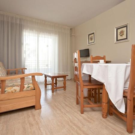 Apartbeach Royal Apartments Salou Buitenkant foto