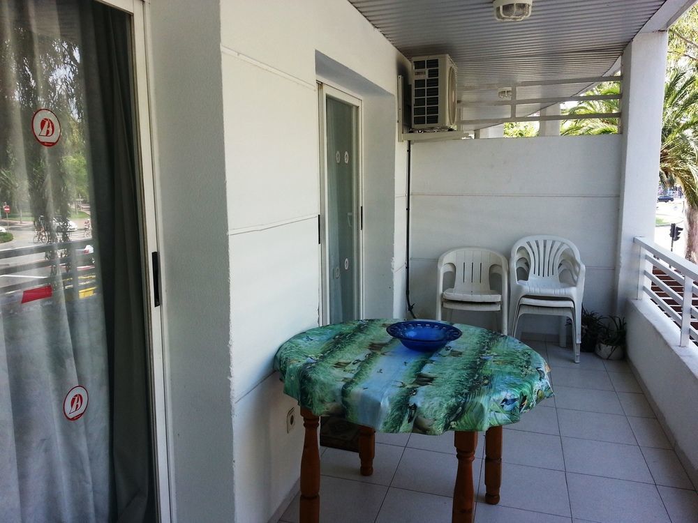 Apartbeach Royal Apartments Salou Buitenkant foto