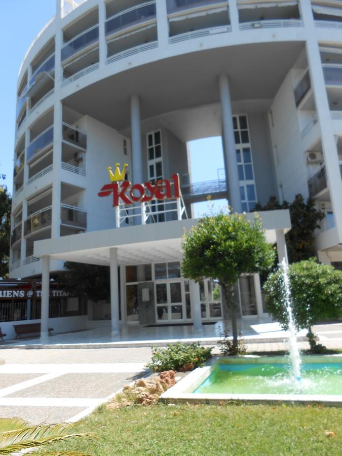 Apartbeach Royal Apartments Salou Buitenkant foto